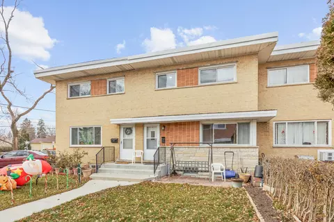 9 E Judith Ann Dr, Mount Prospect, IL 60056