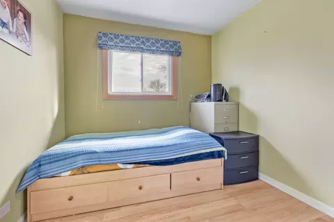 9 E Judith Ann Dr, Mount Prospect, IL 60056 photo 12