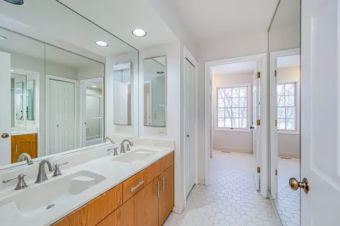 2313 Mohawk Ln, Glenview, IL 60026 photo 18