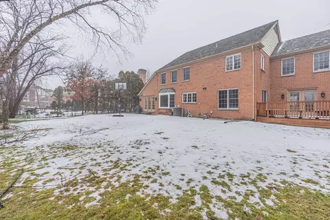 2313 Mohawk Ln, Glenview, IL 60026 photo 28