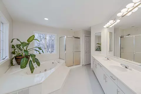 2313 Mohawk Ln, Glenview, IL 60026 photo 17