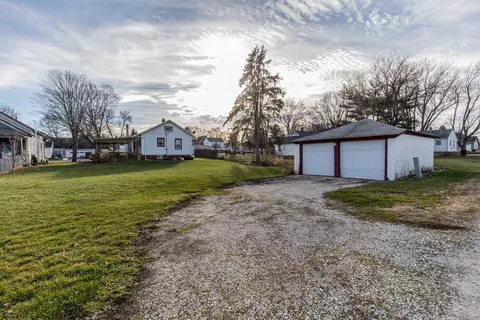 330 E Atkinson St, Sheffield, IL 61361 photo 18
