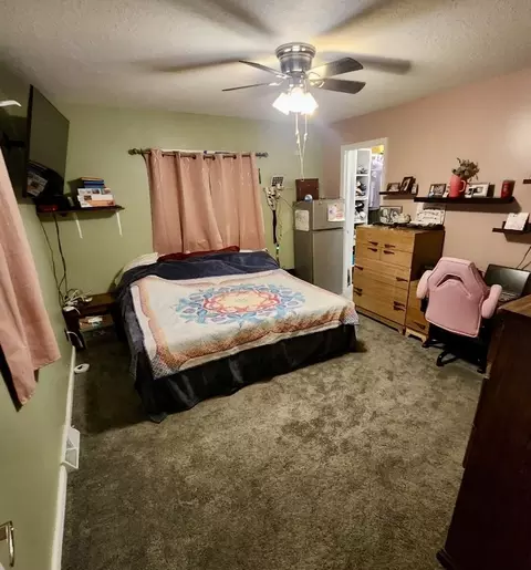 330 E Spruce St, Paxton, IL 60957 photo 7