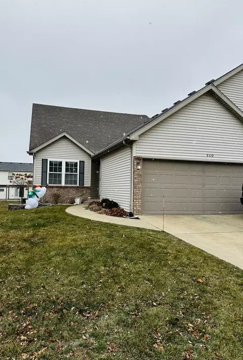 540 Beechwood Ct, Normal, IL 61761