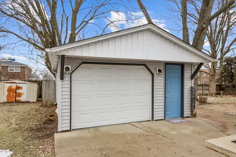 727 Watson Dr, Genoa, IL 60135 photo 19