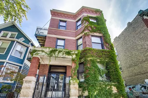 1949 W Roscoe St #1C, Chicago, IL 60657
