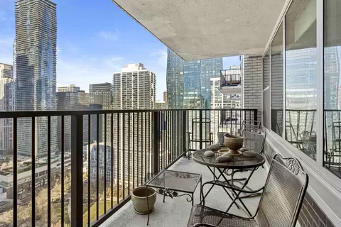 400 E Randolph St #3626, Chicago, IL 60601 photo 17