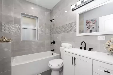 643 E 89th St, Chicago, IL 60619 photo 14