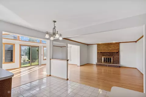1101 N Itasca Rd, Addison, IL 60101 photo 8
