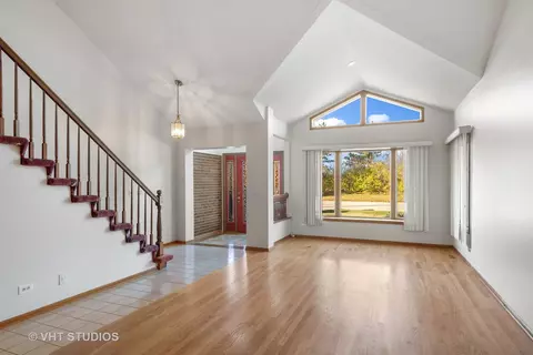 1101 N Itasca Rd, Addison, IL 60101 photo 4
