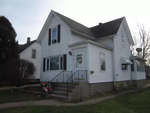 615 Grover St, Belvidere, IL 61008