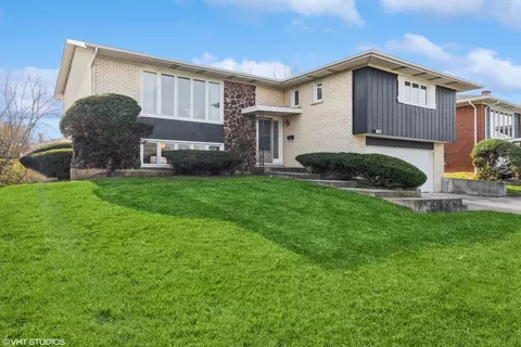 6404 151st St, Oak Forest, IL 60452