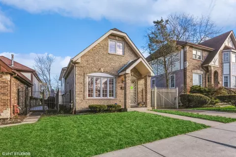 8939 S Hermitage Ave, Chicago, IL 60620