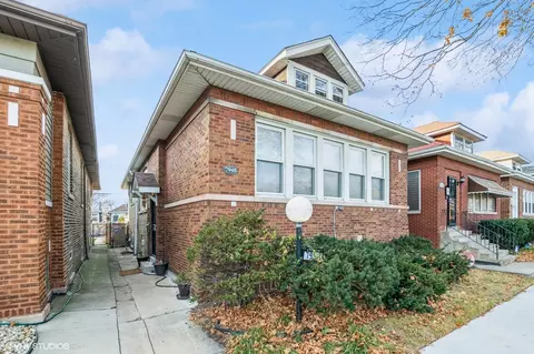 7948 S Perry Ave, Chicago, IL 60620
