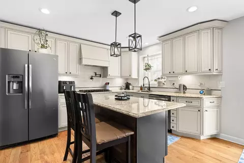 601 Greens View Dr, Algonquin, IL 60102 photo 4