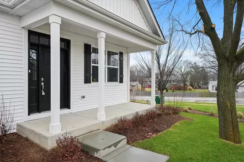 81 Cimarron Dr, Cary, IL 60013 photo 4