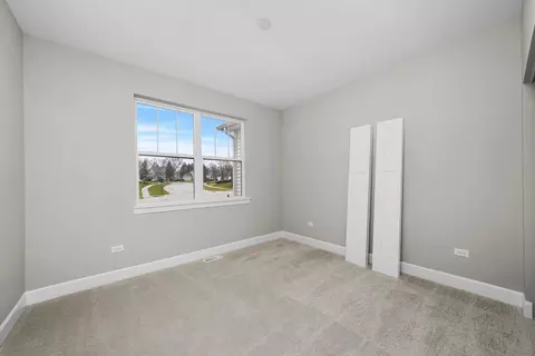 81 Cimarron Dr, Cary, IL 60013 photo 13