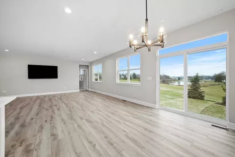 81 Cimarron Dr, Cary, IL 60013 photo 5