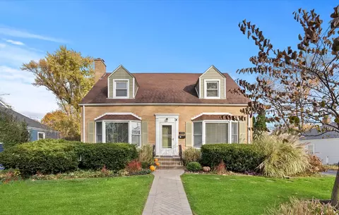 1239 Douglas Ave, Flossmoor, IL 60422