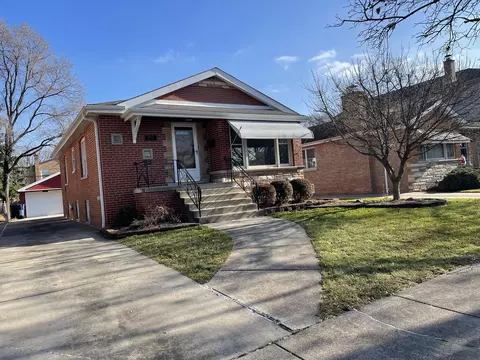 10427 S Avers Ave, Chicago, IL 60655