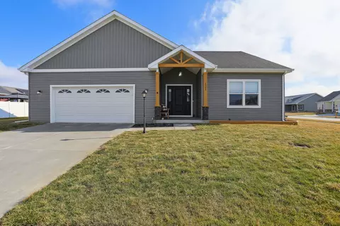 3504 Deer Ridge Dr, Urbana, IL 61802