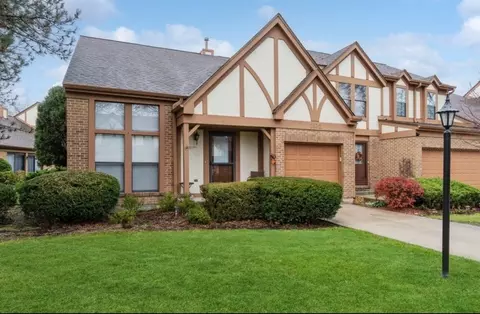 2832 Ashton Ct, Westchester, IL 60154