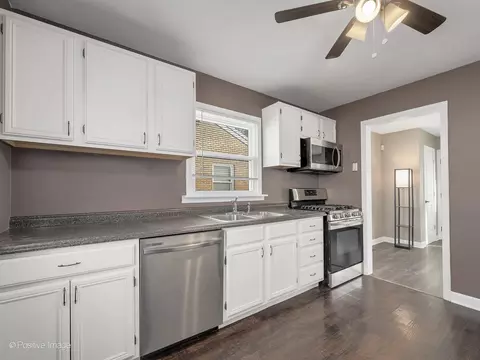 206 N Marion Ave, Bartlett, IL 60103 photo 5
