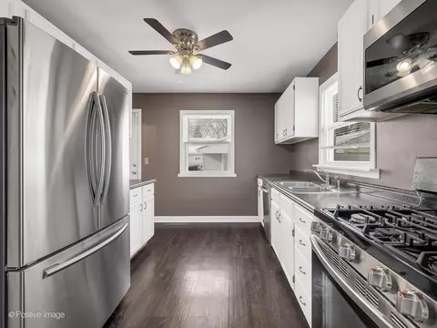 206 N Marion Ave, Bartlett, IL 60103 photo 7