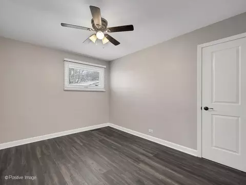 206 N Marion Ave, Bartlett, IL 60103 photo 9