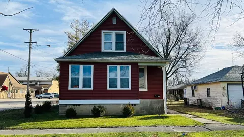 106 S Saint Louis St, Dwight, IL 60420