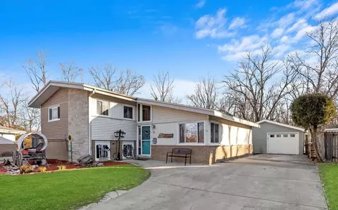 5 Chestnut Ct, Park Forest, IL 60466