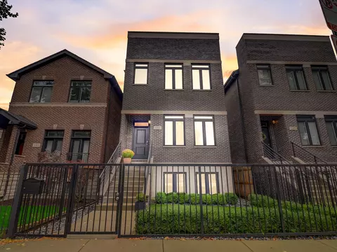 3303 S Racine Ave, Chicago, IL 60608