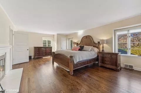 43 Park Ln, Golf, IL 60029 photo 17