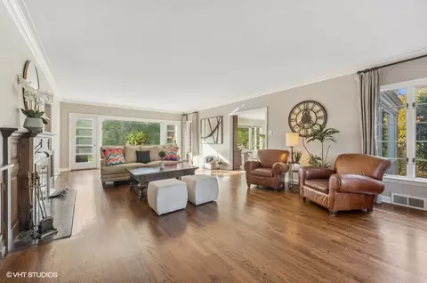 43 Park Ln, Golf, IL 60029 photo 5