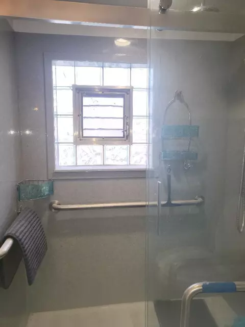 3860 S Artesian Ave, Chicago, IL 60632 photo 9