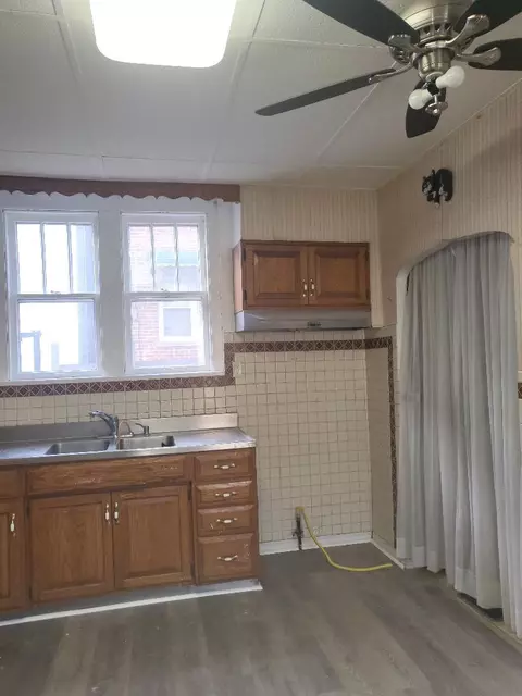 3860 S Artesian Ave, Chicago, IL 60632 photo 11