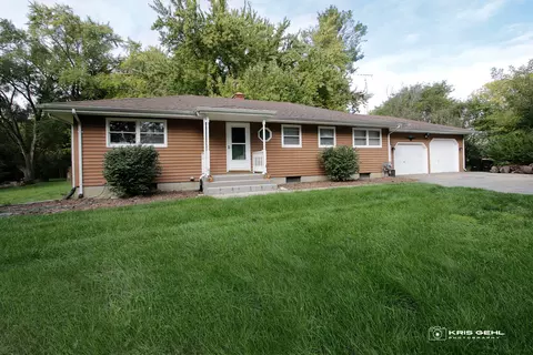460 N Trevor Rd, Antioch, IL 60002