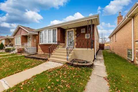 8522 S Kostner Ave, Chicago, IL 60652