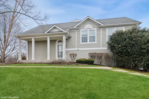 2472 Anna Way, Elgin, IL 60124