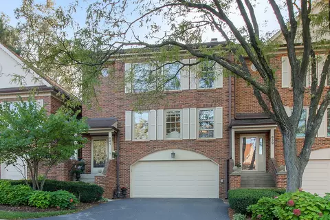 841 Seminary Cir, Glen Ellyn, IL 60137