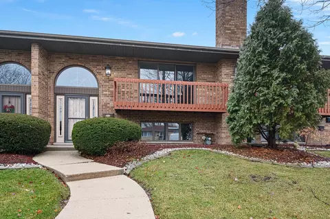 1111 Warner Ave, Lemont, IL 60439