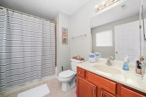 2381 Lundquist Dr, Aurora, IL 60503 photo 27