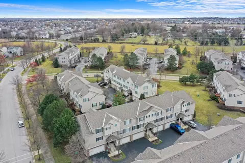 2381 Lundquist Dr, Aurora, IL 60503 photo 41