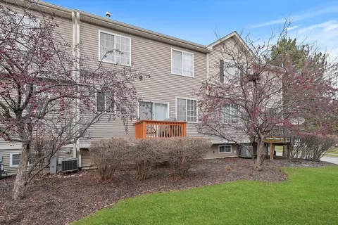2381 Lundquist Dr, Aurora, IL 60503 photo 37