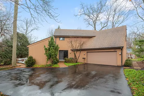 1421 Saint Johns Ave, Highland Park, IL 60035