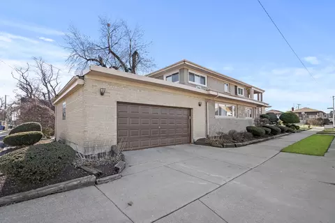 9201 S Yates Blvd, Chicago, IL 60617