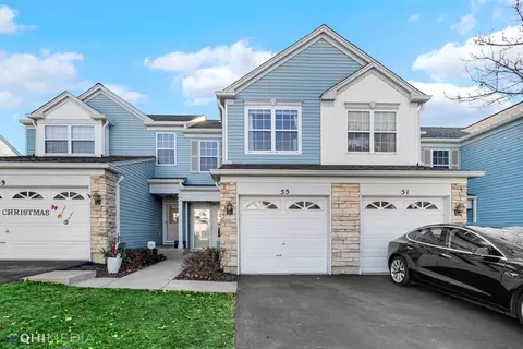 55 Oakton Dr, Lombard, IL 60148