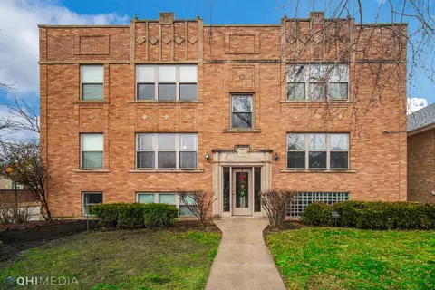 3807 N Campbell Ave #2, Chicago, IL 60618