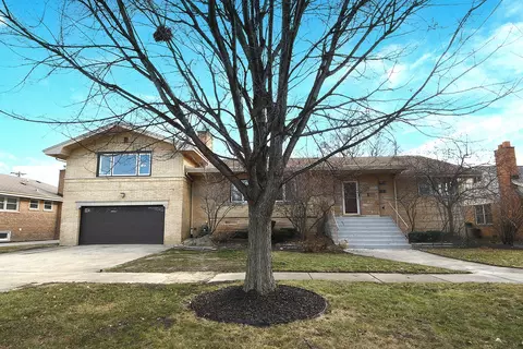 9543 S Central Park Ave, Evergreen Park, IL 60805