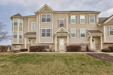409 Parker Dr #B, Genoa City, WI 53128